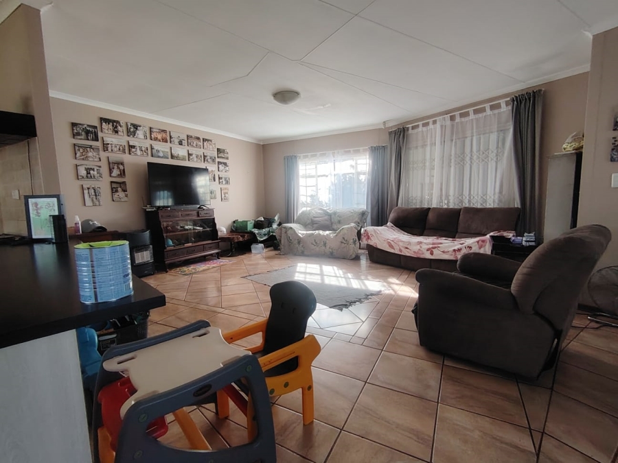 To Let 3 Bedroom Property for Rent in Mary Anne Free State